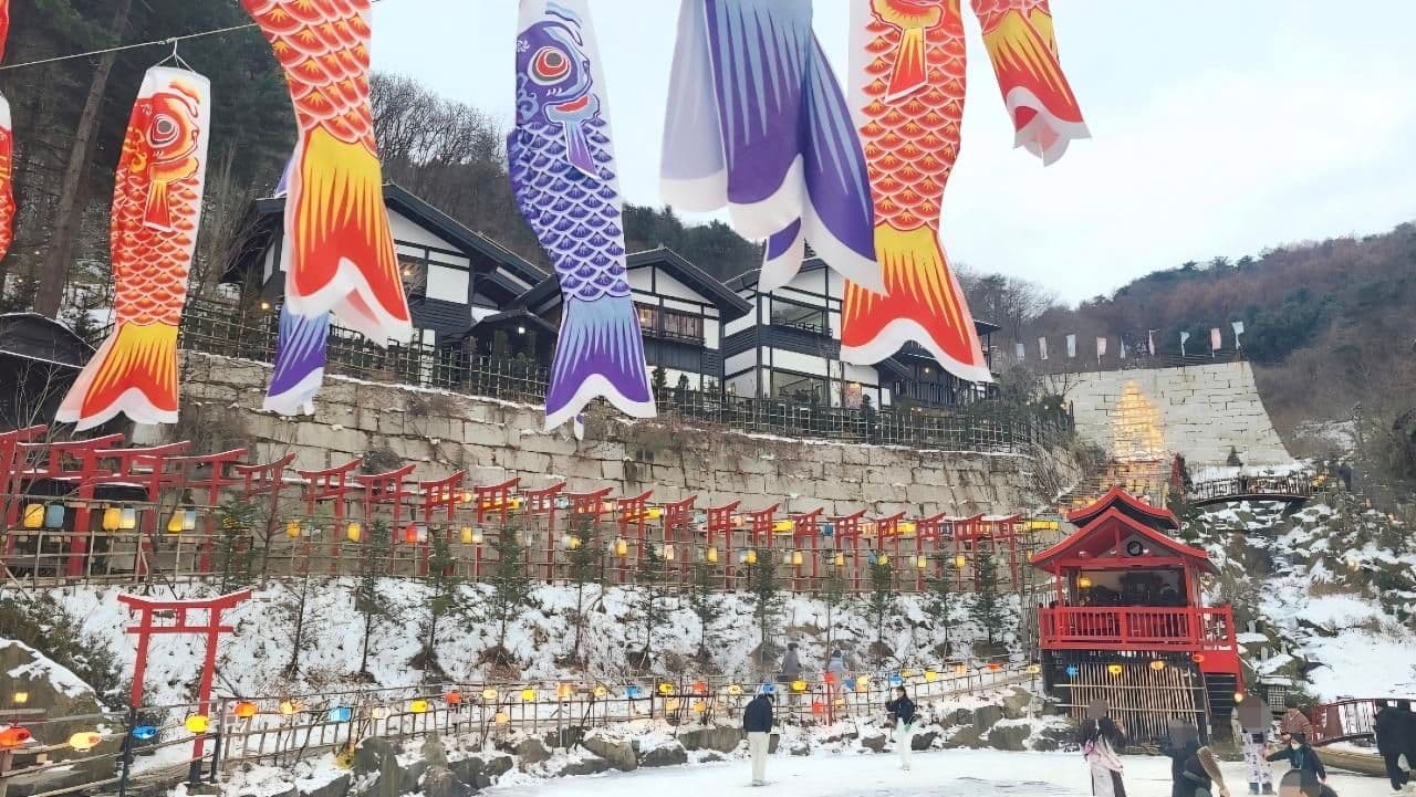 니지모지스튜디오

일본에 가지 않아도 일본갬성을 너낄수 있는곳!
밤에가야 분위기 좋고 예뿌 2
